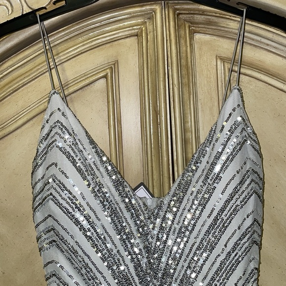 NWT from Macy’s Dress sequence silver 
Juniors size 5/6 - Picture 4 of 16